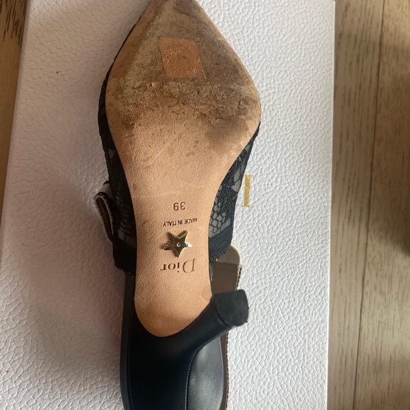 Christian Dior J' DIOR SLINGBACK PUMP in Roses Lace Embroidery - Picture 3 of 16